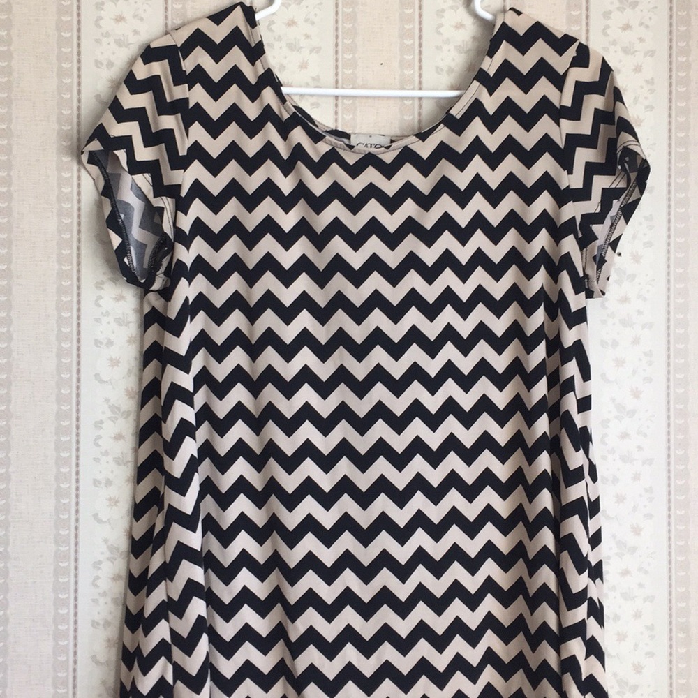 Cato chevron women’s shirt